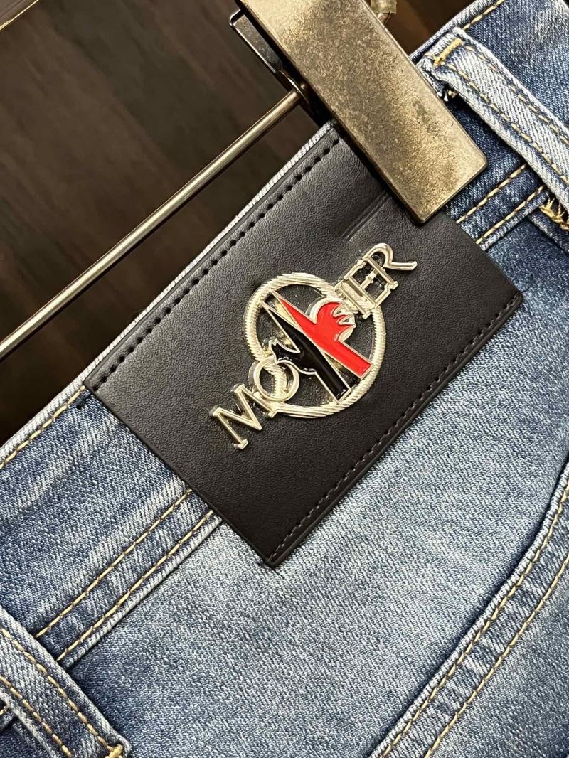 Moncler Jeans